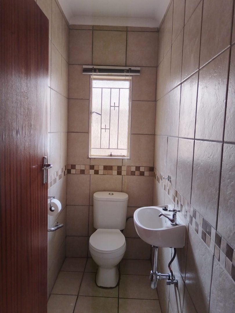 Commercial Property for Sale in Flamwood North West